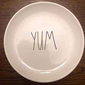 Rae Dunn set of 4 plates YUM